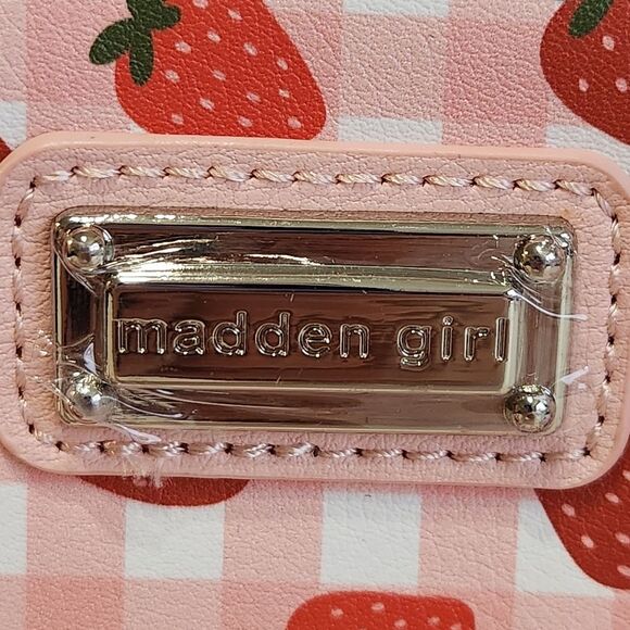 Madden Girl Camera Crossbody Pink White Red Strawberry Print Coin Purse NWT - Picture 10 of 10